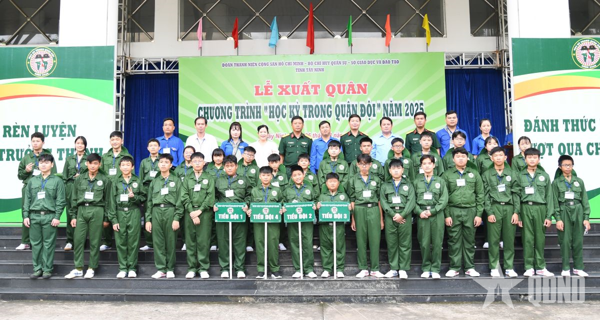 Tỉnh Tây Ninh tổ chức lễ xuất quân chương trình “học kỳ trong Quân đội” năm 2025